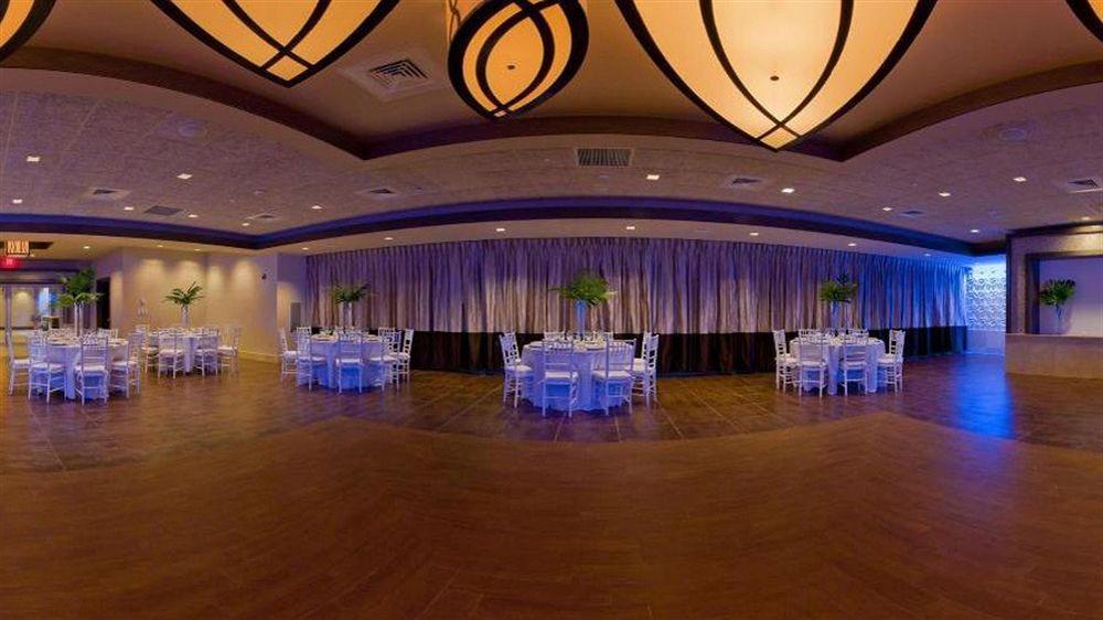 ריברהד Hotel Indigo East End By Ihg מראה חיצוני תמונה