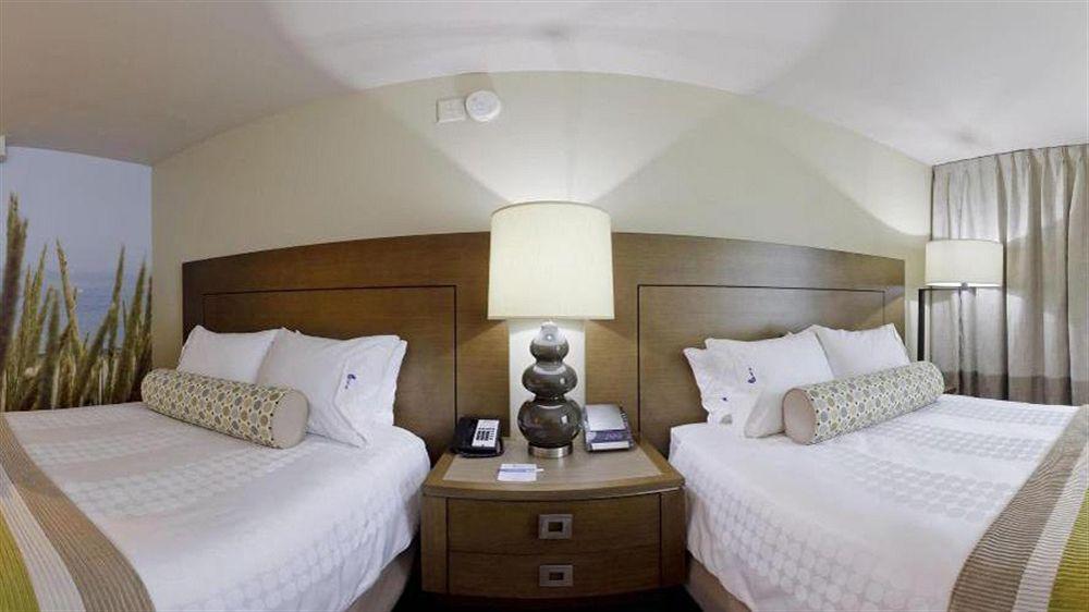 ריברהד Hotel Indigo East End By Ihg מראה חיצוני תמונה