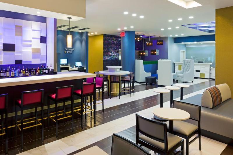 ריברהד Hotel Indigo East End By Ihg מראה חיצוני תמונה