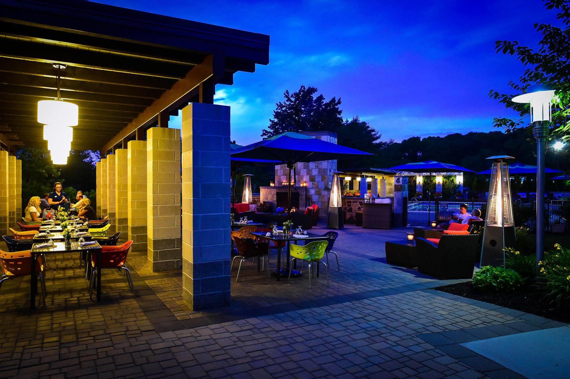 ריברהד Hotel Indigo East End By Ihg מראה חיצוני תמונה