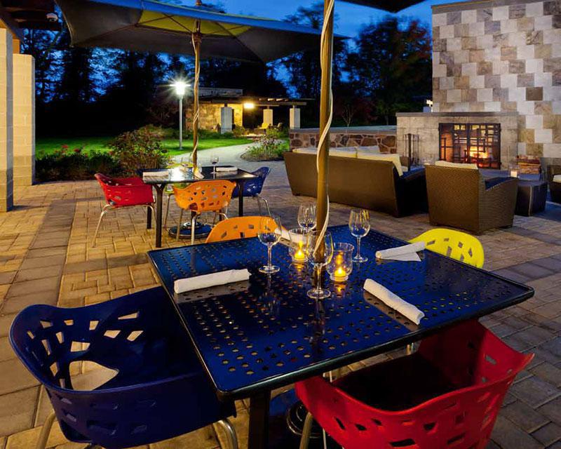 ריברהד Hotel Indigo East End By Ihg מראה חיצוני תמונה
